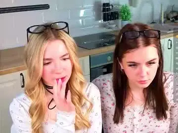 Chaturbate Sex Chat of cloverfarewell