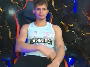 Chaturbate Free Porn Cam of davilap_toyboy