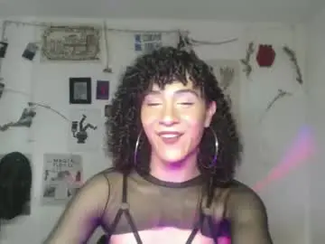 Chaturbate Free Porn Cam of ellis_flowers