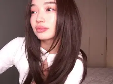 Chaturbate Live Sex Cam of jenny__lii