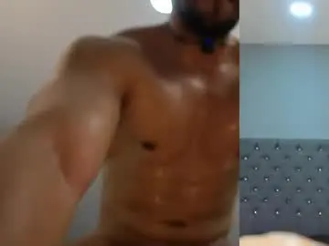 Chaturbate Sex Cam of loganmartinx