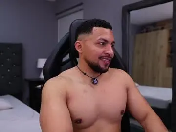 Chaturbate Sex Cam of loganmartinx