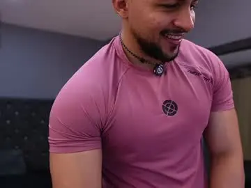 Chaturbate Free Porn Cam of loganmartinx