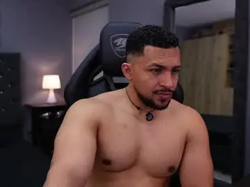 Chaturbate Sex Chat of loganmartinx