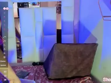 Chaturbate Live Sex Cam of alanna_hot3