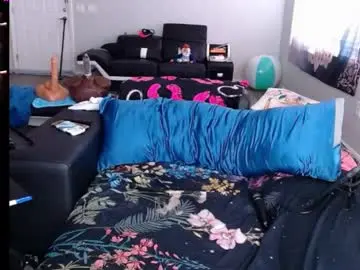 Chaturbate Free Live Porn of cumplzqueen