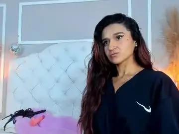Chaturbate Sex Cam of maraiah_petit