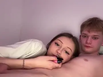 Chaturbate Adult Webcam of tinnydoll