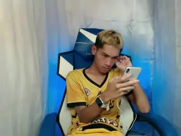 Chaturbate Live Porn of 0cir_asiansatisfy