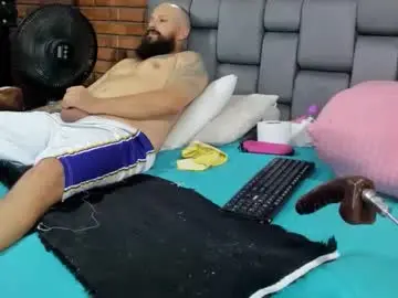 Chaturbate Free Porn Cam of couple_gold69