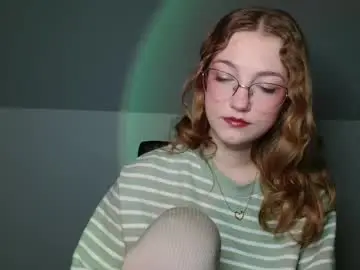 Chaturbate Adult Video Chat of lily_tayberry