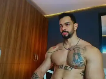 Chaturbate Live Sex Cam of massimo_visconti