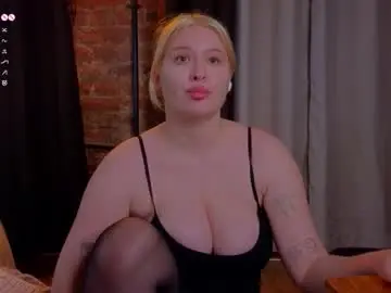 Chaturbate Free Porn Cam of soulmeinme