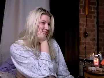 Chaturbate Best live sex cam show of soulmeinme