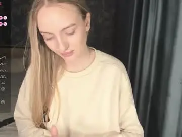 Chaturbate Live Sex of a_delina