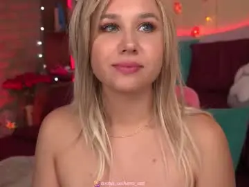 Chaturbate Live Sex Cam of asherat69