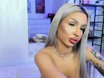 Chaturbate Live Sex of ariannaxo_