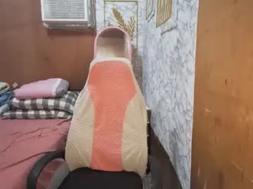 Chaturbate Nude Webcam of urasian_cherrymae