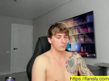 Chaturbate Watch Live Sex Cams of krishort