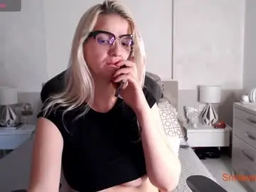 Chaturbate Sex Chat of smileyouarehere