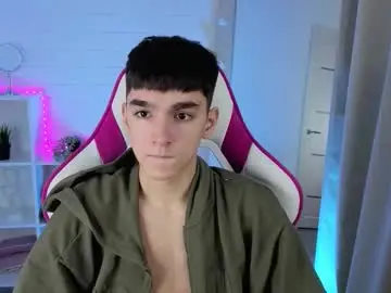 Chaturbate Live Sex Cam of yamitwink