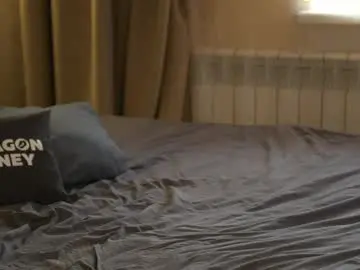 Chaturbate Watch Live Sex Cams of 2girls_1dream