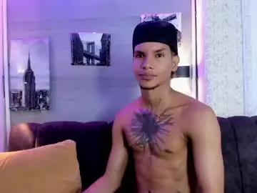 Chaturbate Sex Cam of kai_storm7