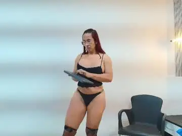 Chaturbate Free Porn Cam of agatha_fit