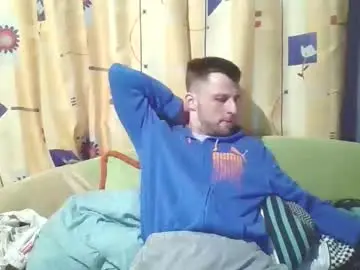 Chaturbate Watch Live Sex Cams of slaveboy32bi