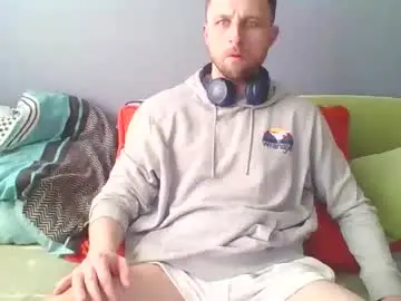 Chaturbate Sex Cam of slaveboy32bi