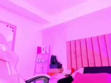 Chaturbate Live Sex Cam of sussan_nicolle1