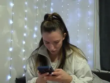 Chaturbate Free Porn Cam of your_little_flexible_girl