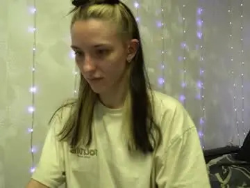 Chaturbate Sex Cam of your_little_flexible_girl