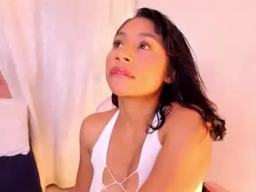 Chaturbate Adult Video Chat of emy_bw