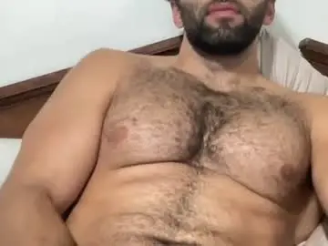 Chaturbate Nude Webcam of fitcurvyman4fun_69