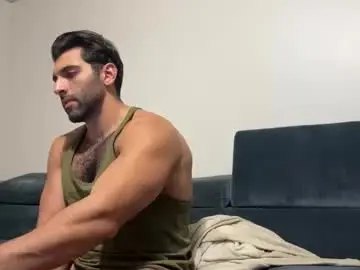 Chaturbate Adult Video Chat of fitcurvyman4fun_69