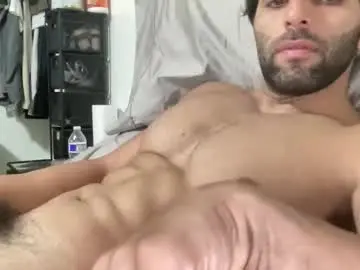 Chaturbate Private Sex Chat of fitcurvyman4fun_69