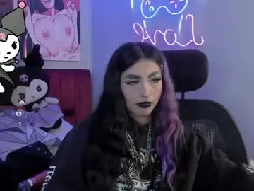 Chaturbate Nude Webcam of darki_shine_