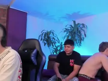 Chaturbate Adult Webcam of handsomeboys19