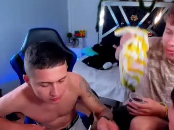Chaturbate Watch Live Sex Cams of handsomeboys19