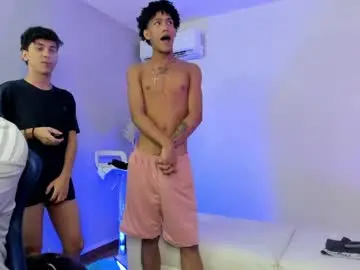 Chaturbate Sex Cam of handsomeboys19