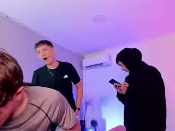 Chaturbate Live Sex of handsomeboys19