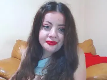 Chaturbate Live Sex Cam of luisahornydoll