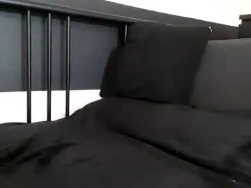 Chaturbate Live Sex of apollobest77