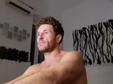 Chaturbate Live Sex Cam of apollobest77