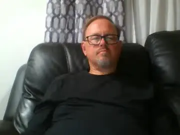 Chaturbate Sex Cam of freddieknuck