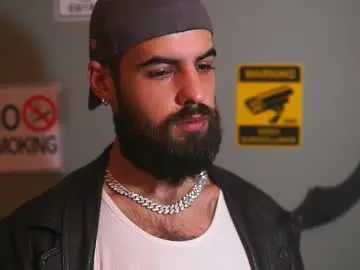 Chaturbate Sex Cam of hairyrobxxx