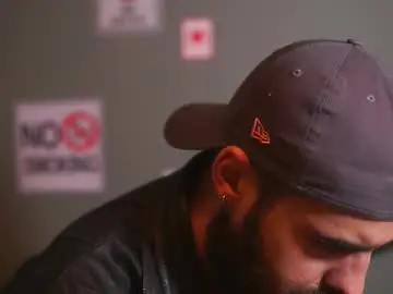 Chaturbate Nude Webcam of hairyrobxxx