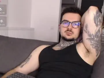Chaturbate Live Sex Cam of hypersyren