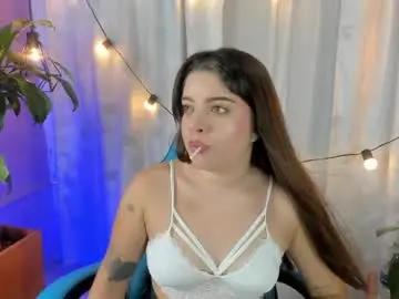 Chaturbate Live Sex Cam of lia_little18